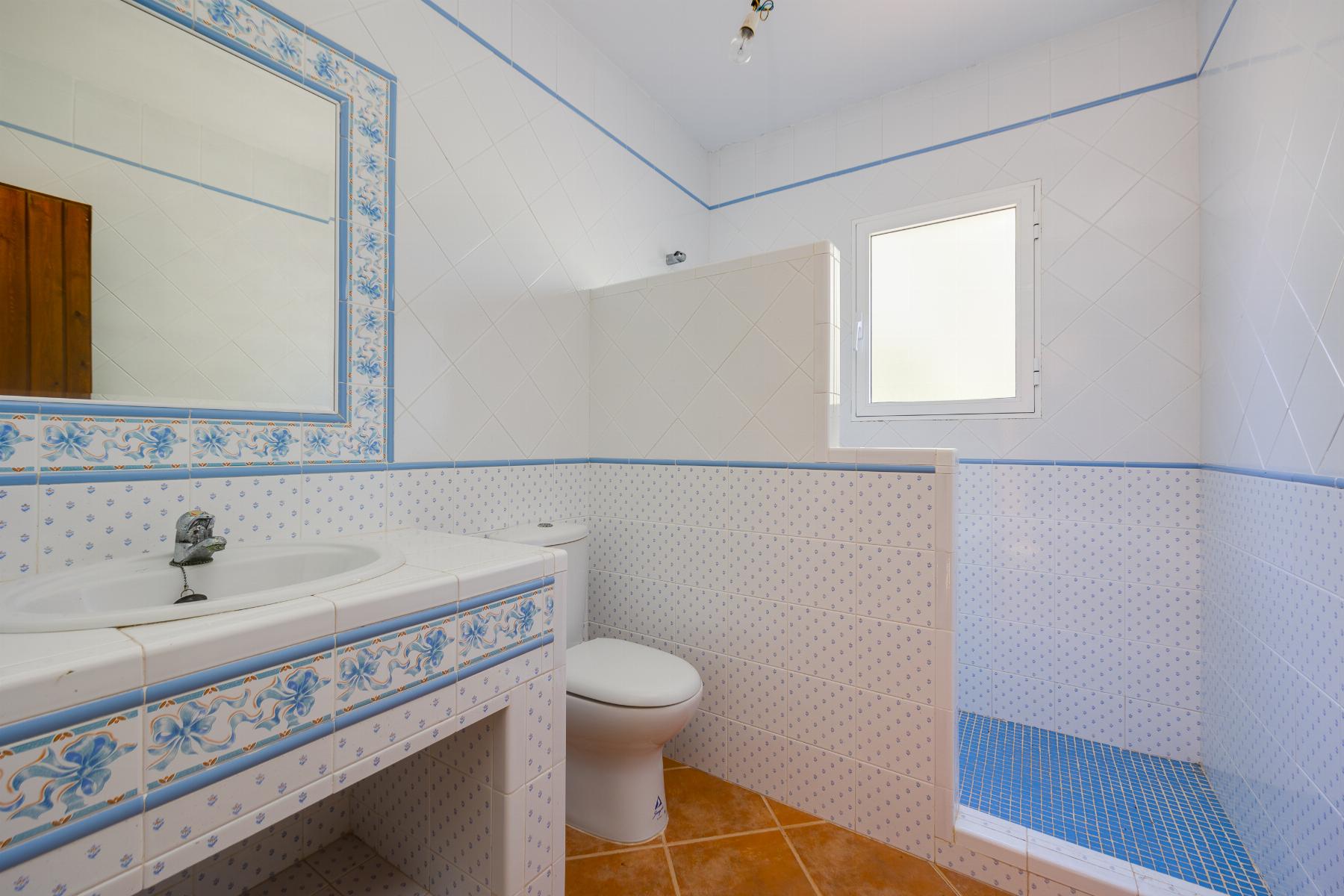 Villa for Sale in San Miguel de Salinas, Alicante