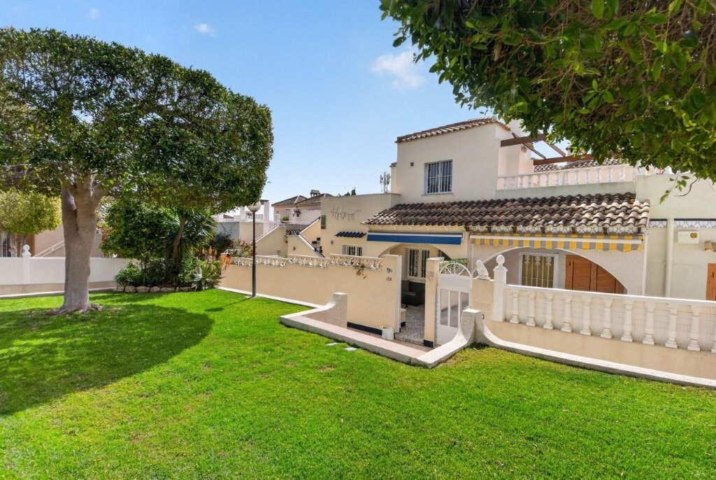 quad-house-torrevieja-2414-23 Quad House for Sale in Torrevieja, Alicante