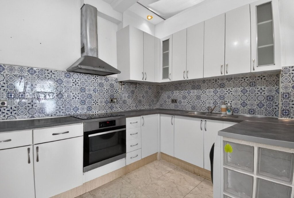 Quad House for Sale in Torrevieja, Alicante