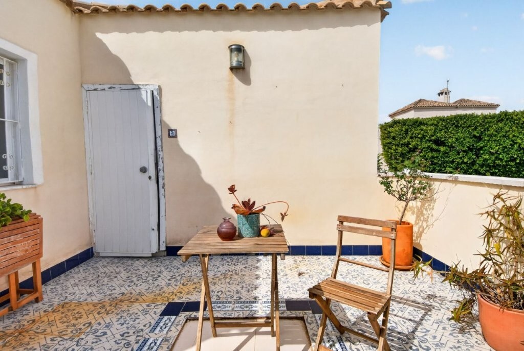 Quad House for Sale in Torrevieja, Alicante