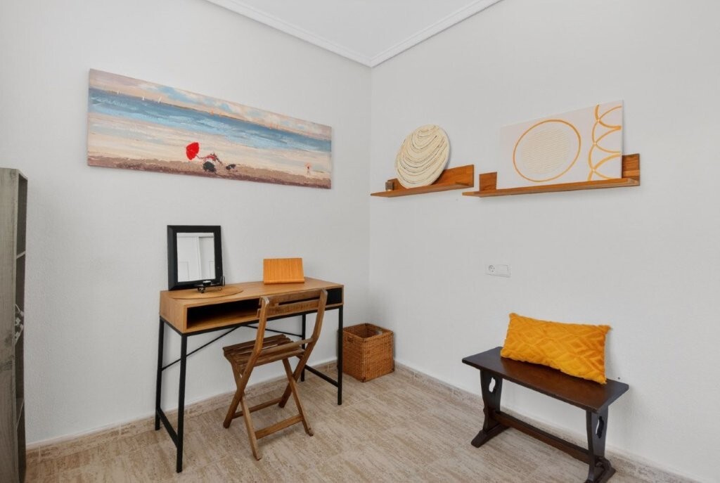Quad House for Sale in Torrevieja, Alicante