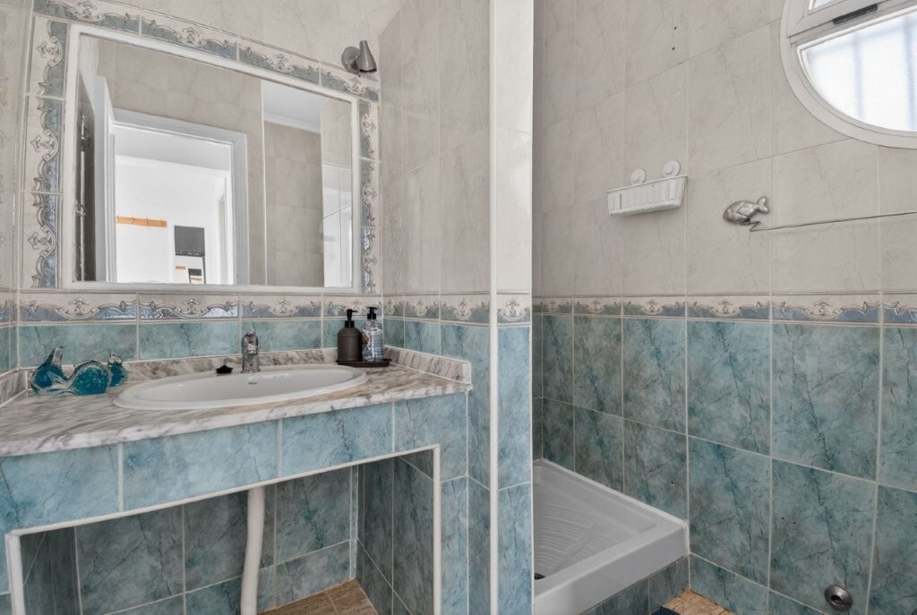Quad House for Sale in Torrevieja, Alicante