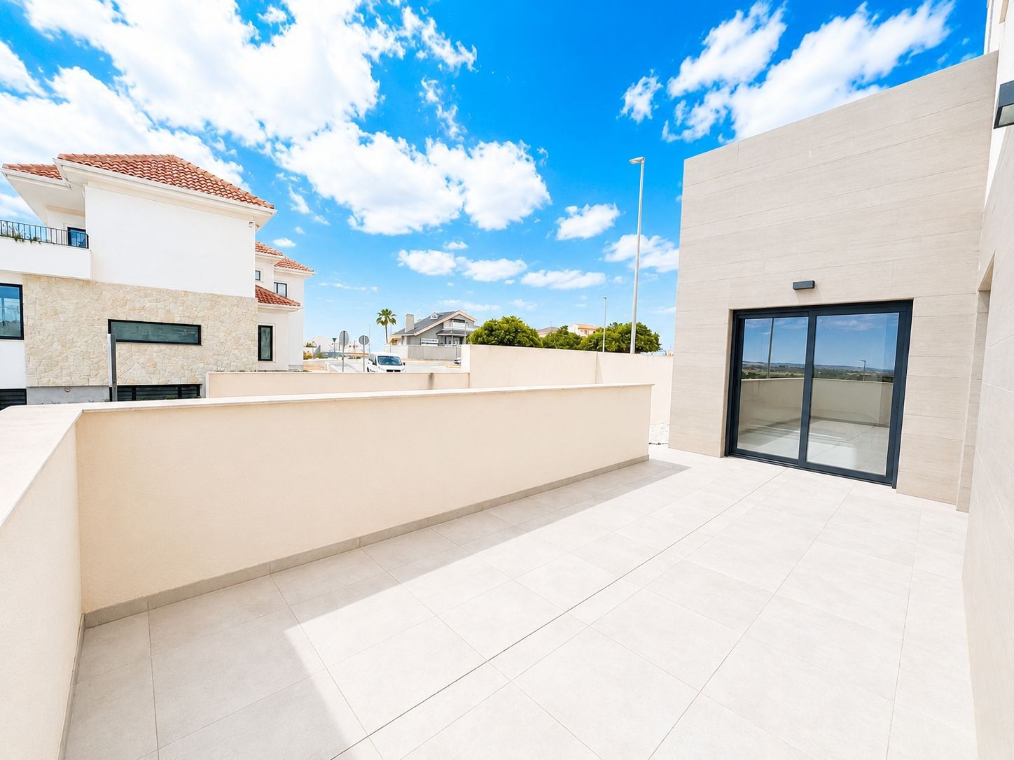 Villa for Sale in Benijofar, Alicante