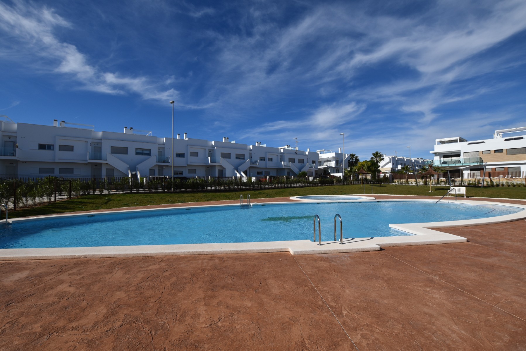 Apartment for Sale in Vistabella Golf Entre Naranjos, Alicante