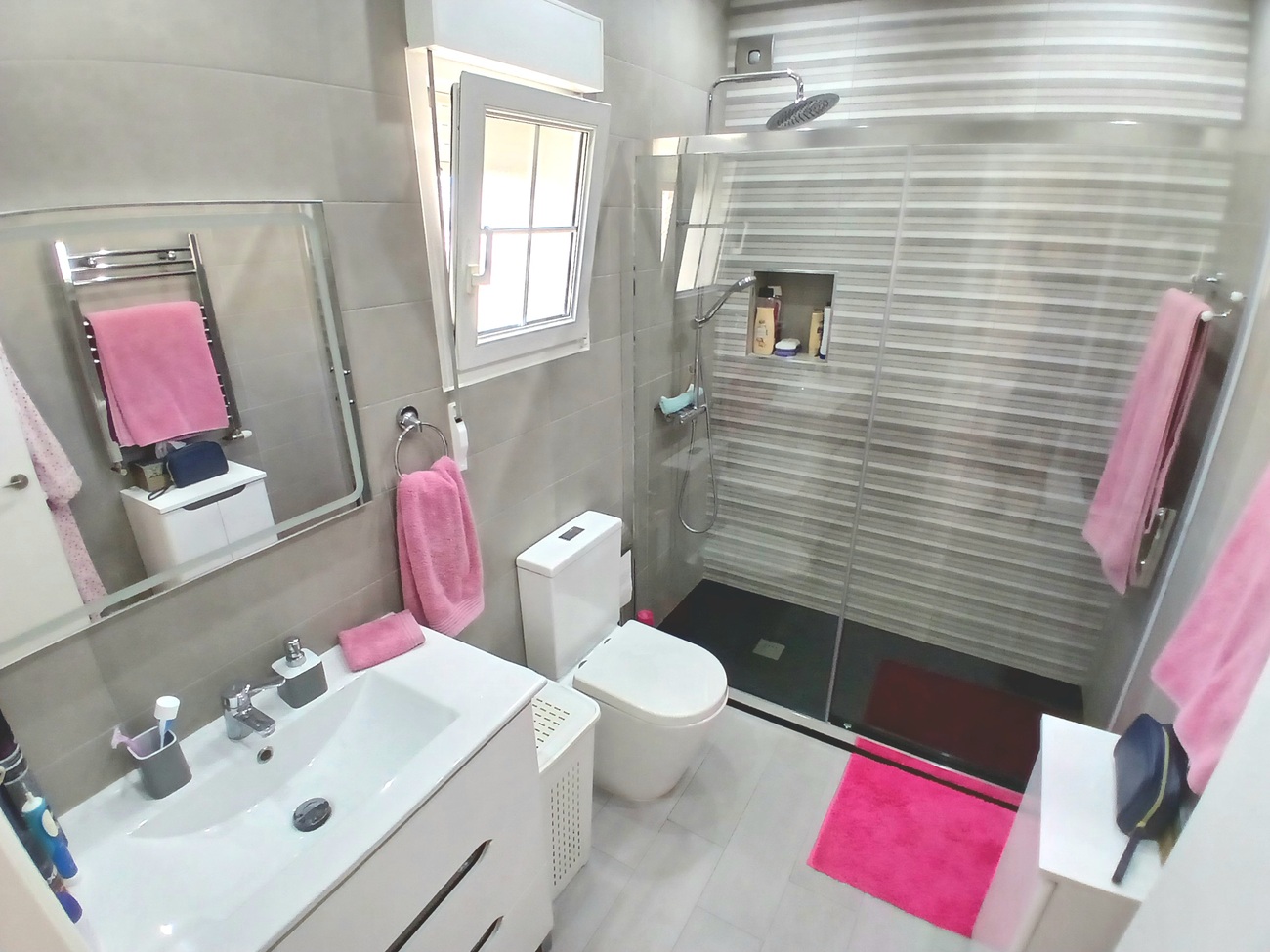 Villa for Sale in Villamartin, Alicante