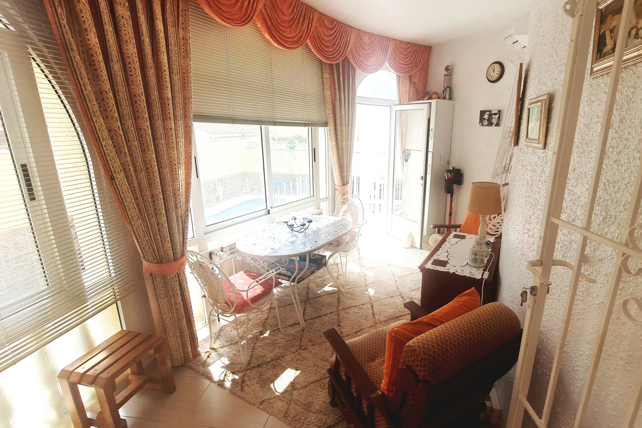 Villa for Sale in Villamartin, Alicante