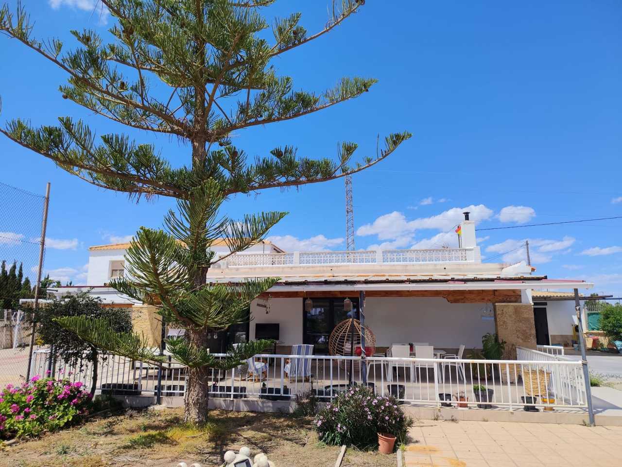 Villa for Sale in Los Montesinos, Alicante