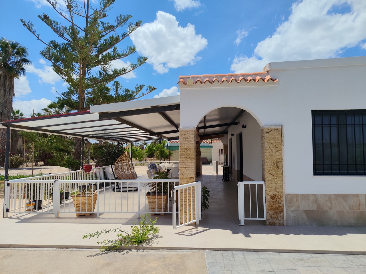 Villa for Sale in Los Montesinos, Alicante