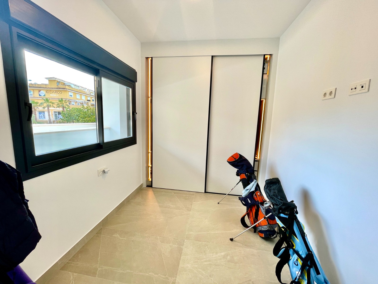 Apartment for Sale in Benijofar, Alicante