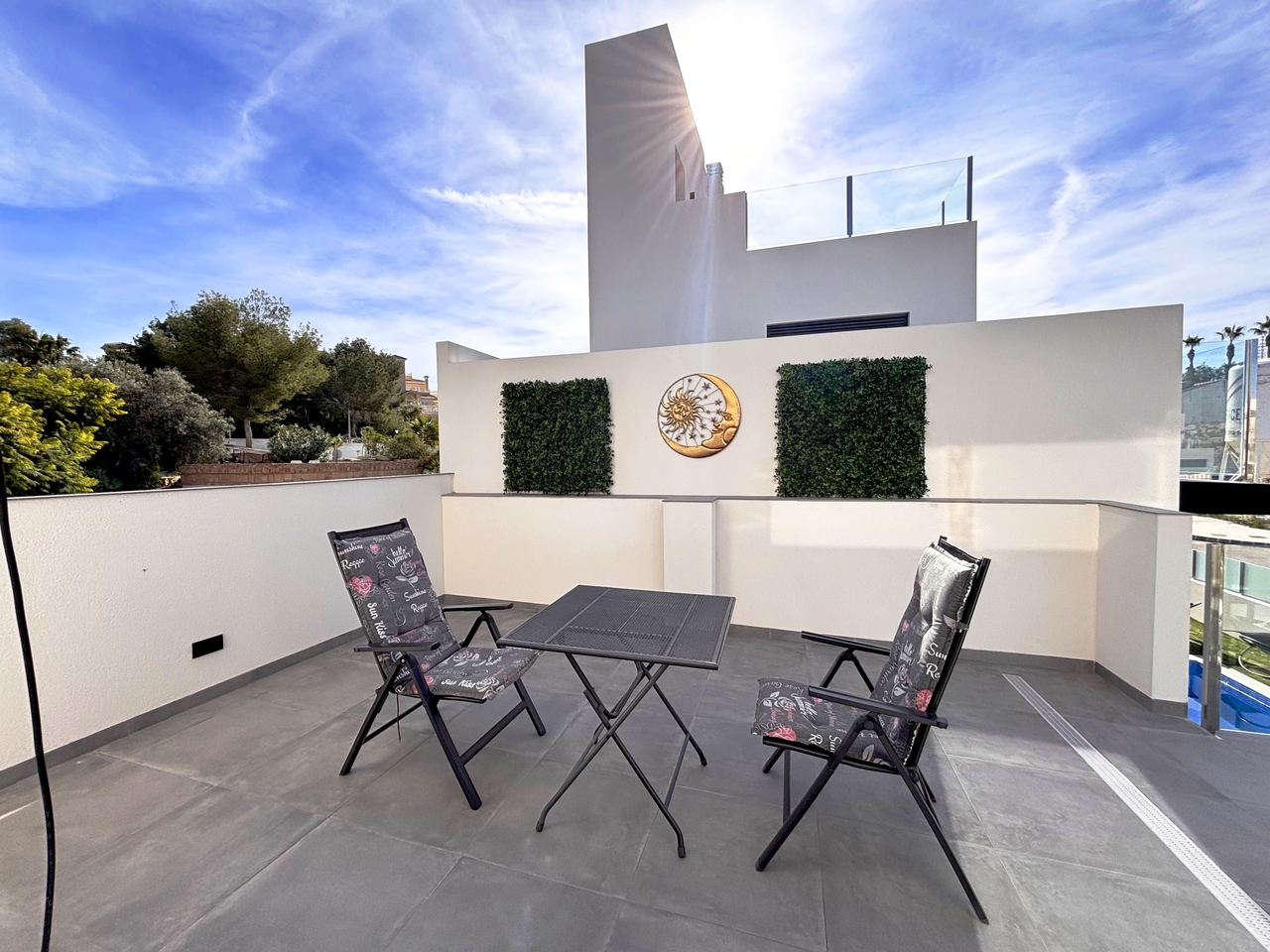 Villa for Sale in Villamartin, Alicante