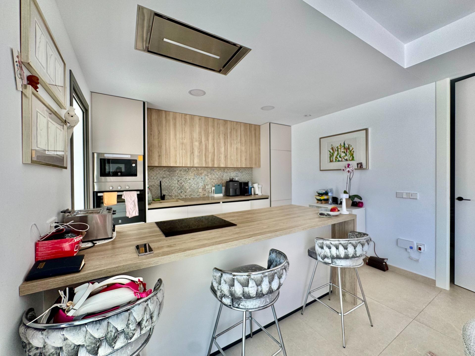 Villa for Sale in San Miguel de Salinas, Alicante