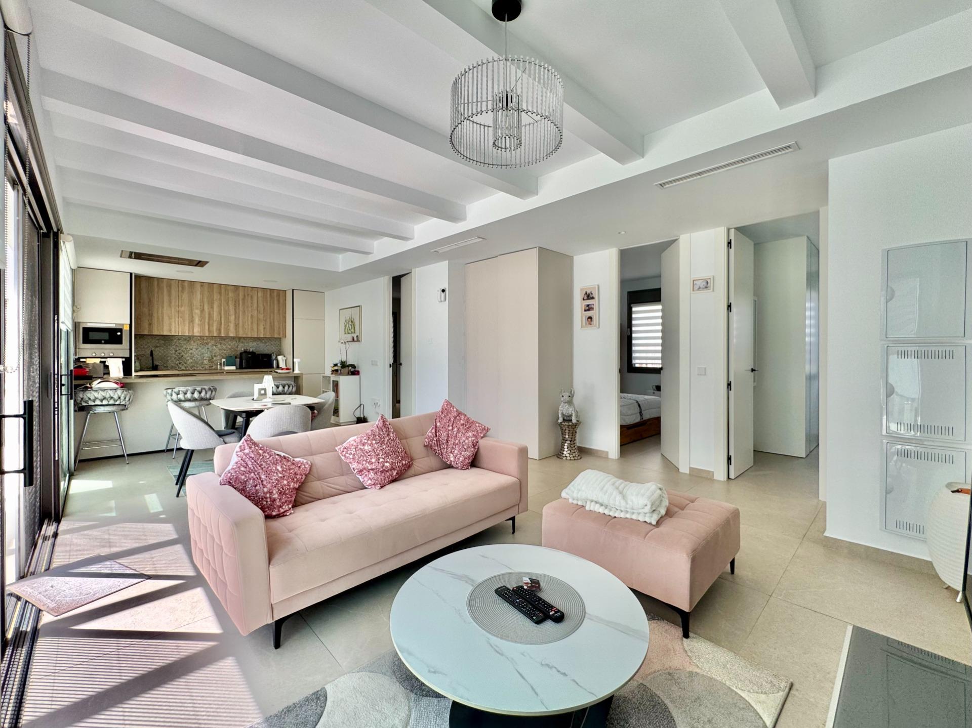 Villa for Sale in San Miguel de Salinas, Alicante