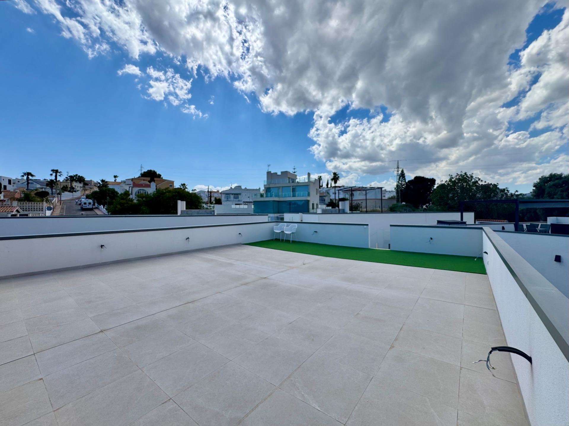 Villa for Sale in San Miguel de Salinas, Alicante