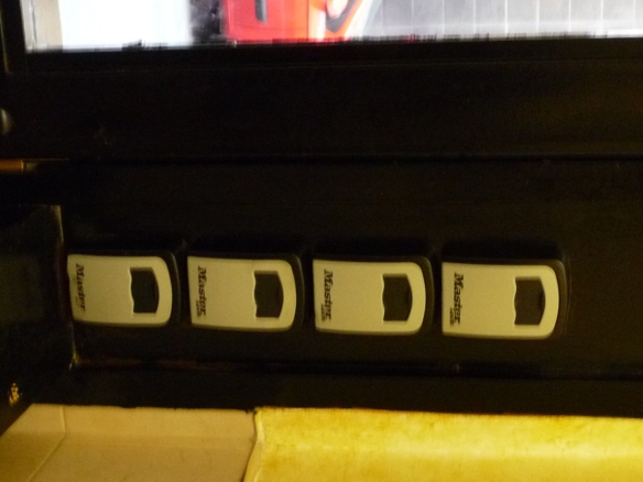 584