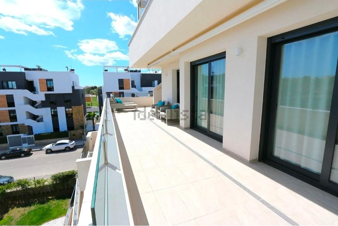 Penthouse for Sale in Orihuela Costa, Alicante