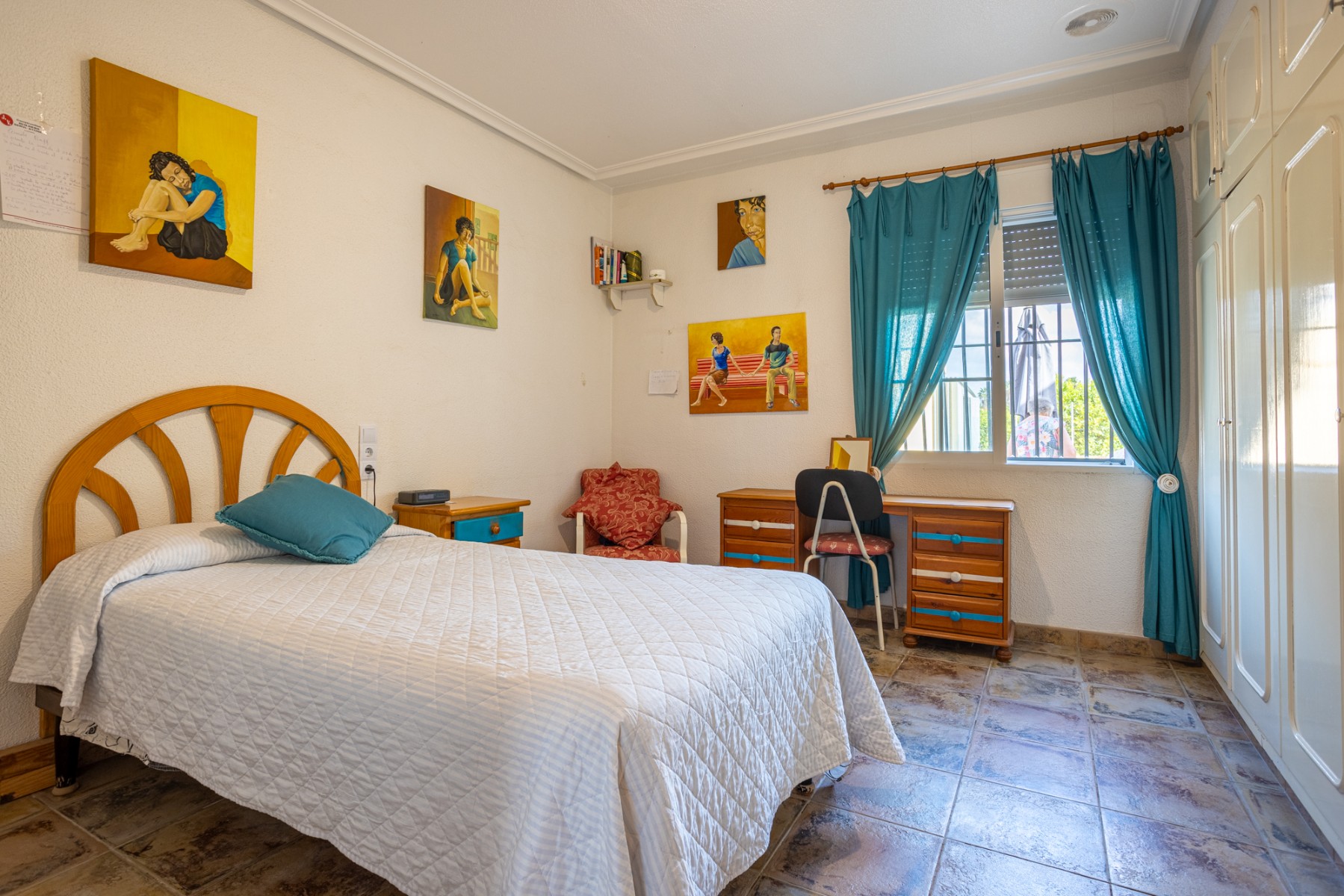 Villa for Sale in Elche, Alicante