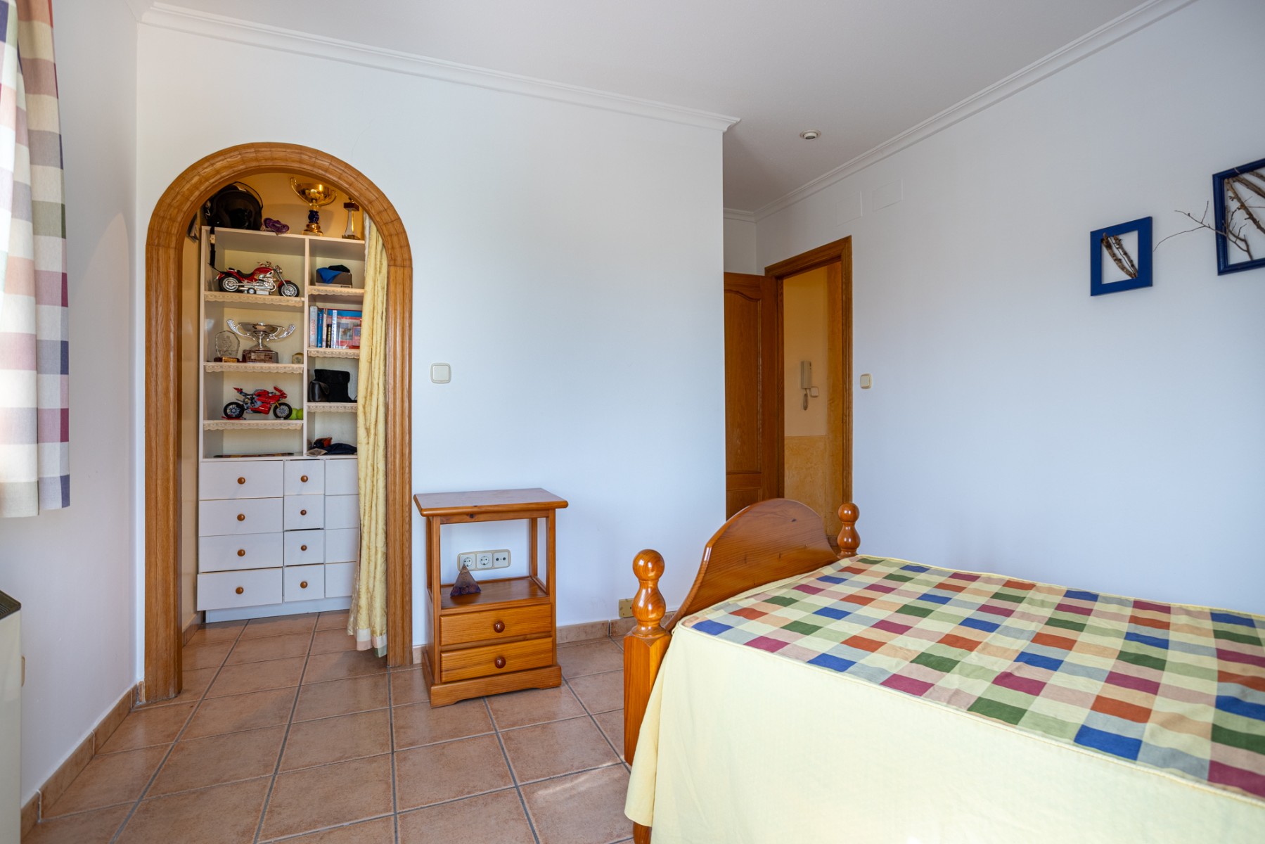 Villa for Sale in Elche, Alicante