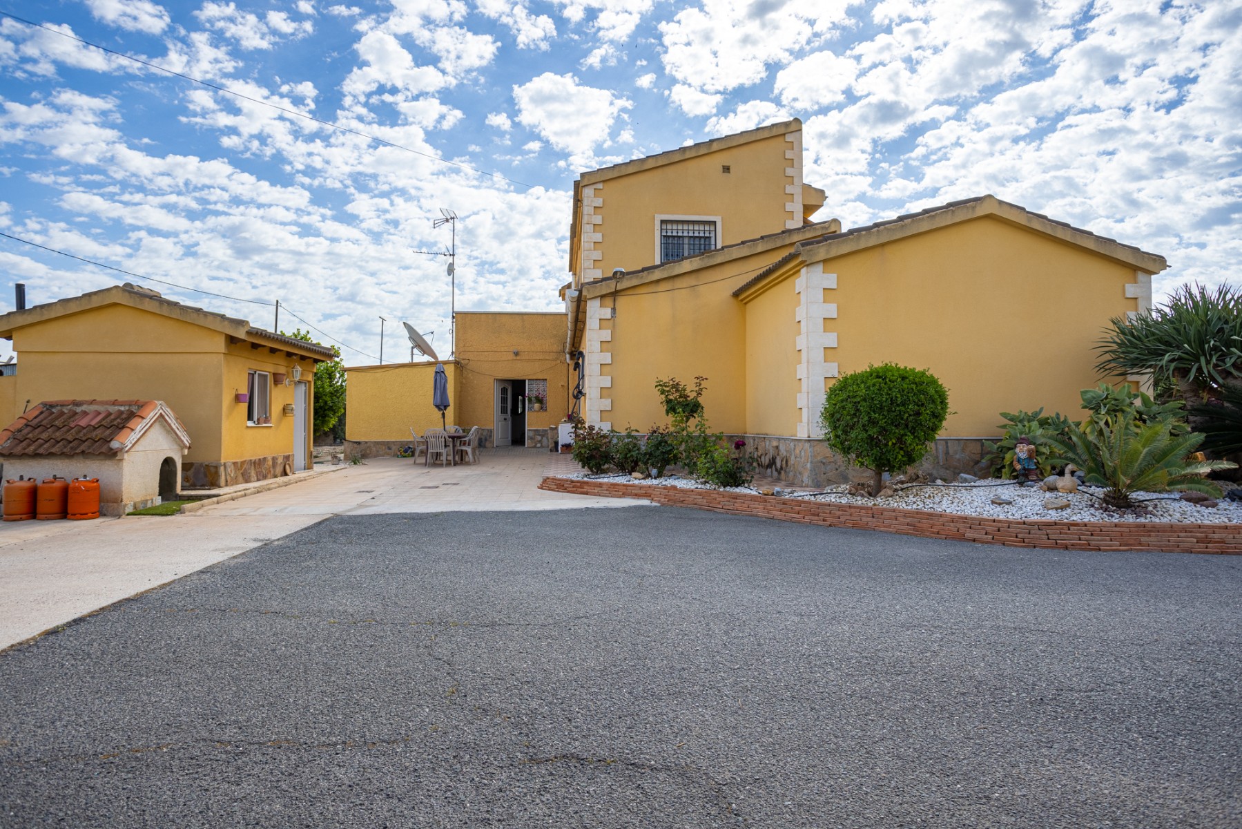 Villa for Sale in Elche, Alicante