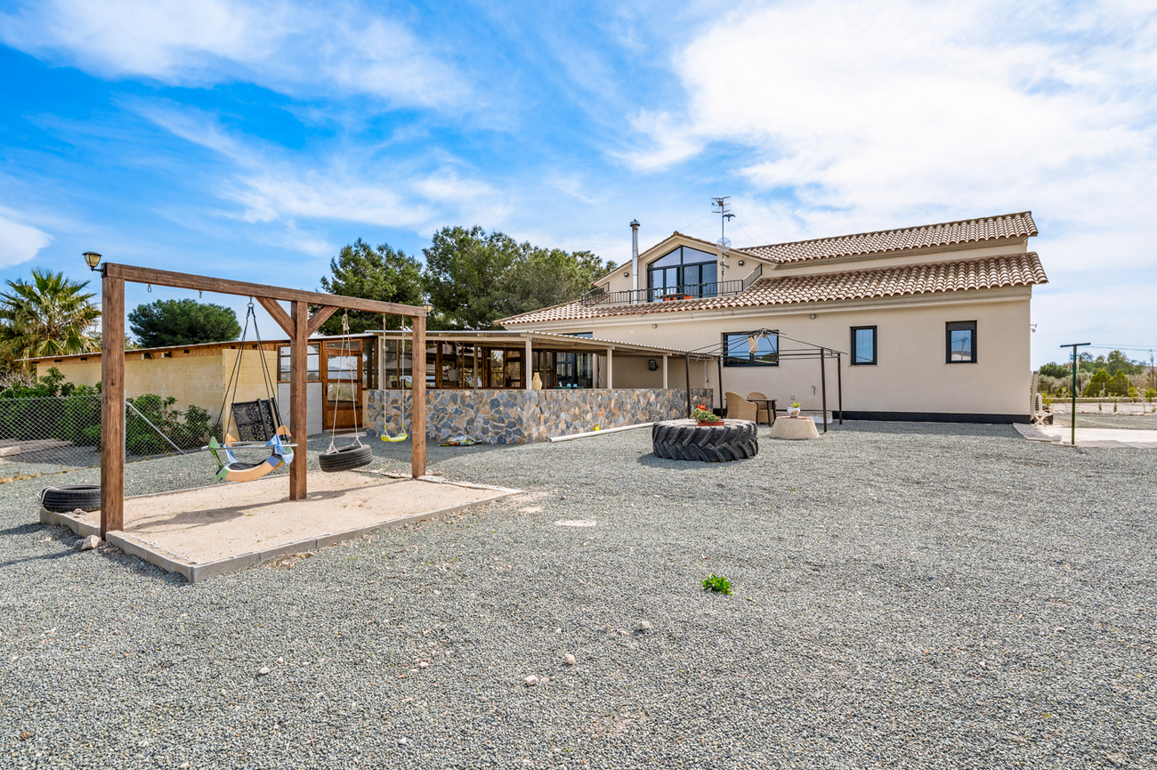 Finca for Sale in Puerto Lumbreras, Murcia