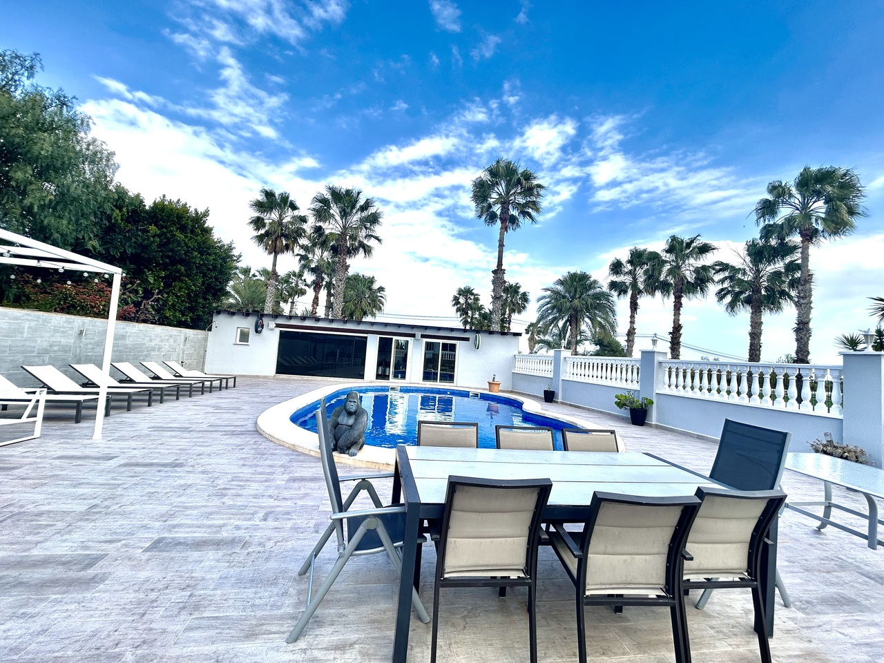 Villa for Sale in Catral, Alicante