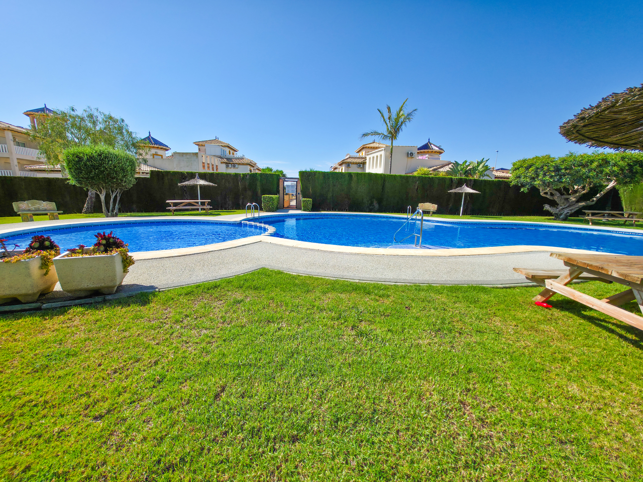 Apartment for Sale in Cabo Roig, Alicante