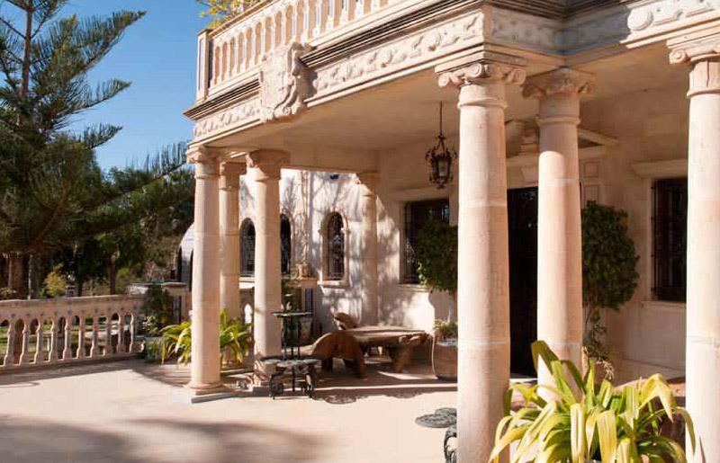 Villa for Sale in Villamartin, Alicante