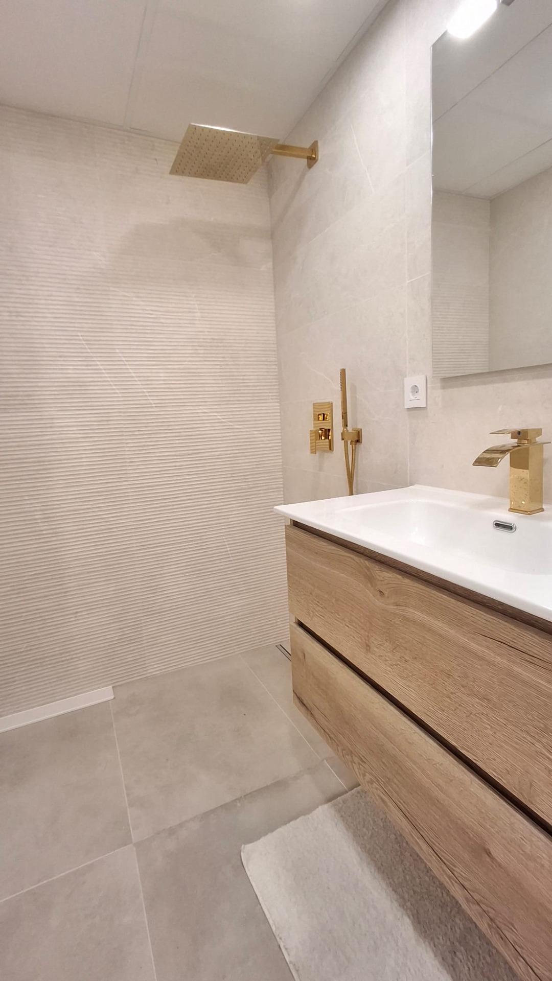 Apartment for Sale in Torrevieja, Alicante