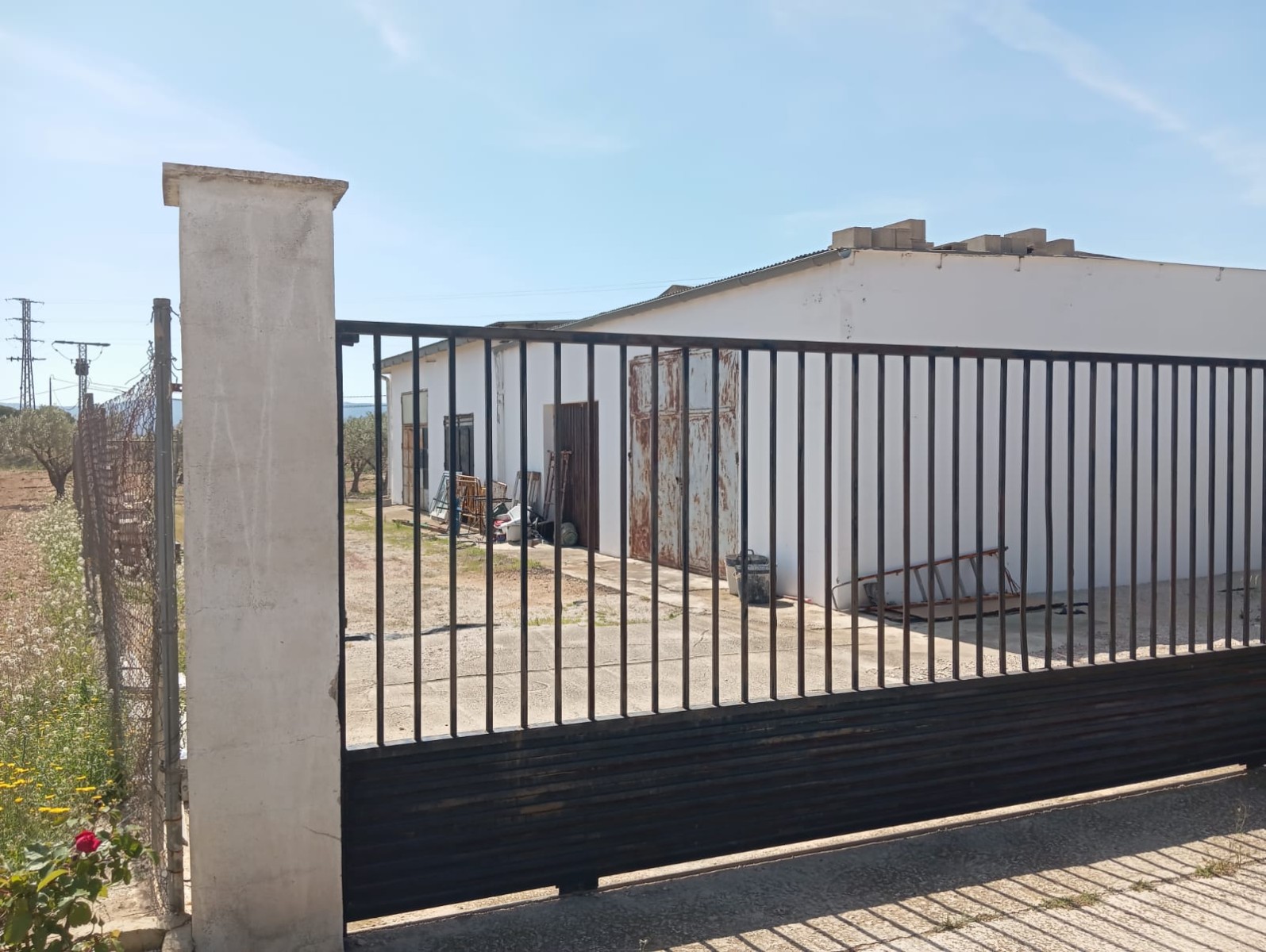 Villa for Sale in Yecla, Murcia