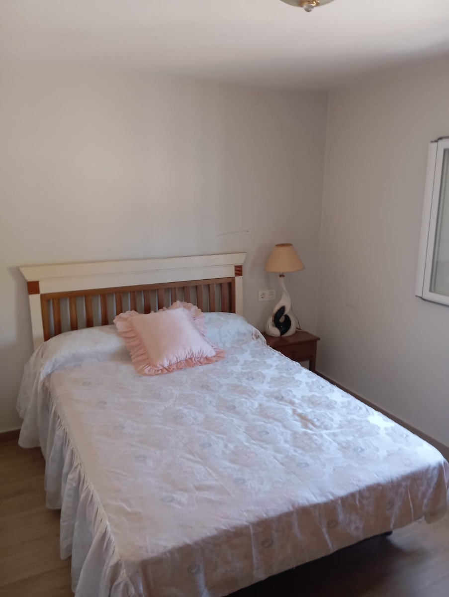 Villa for Sale in Yecla, Murcia