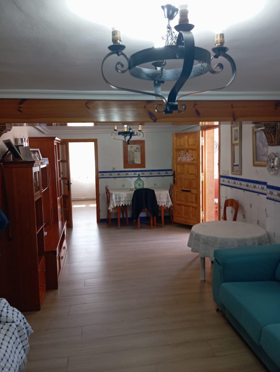Villa for Sale in Yecla, Murcia