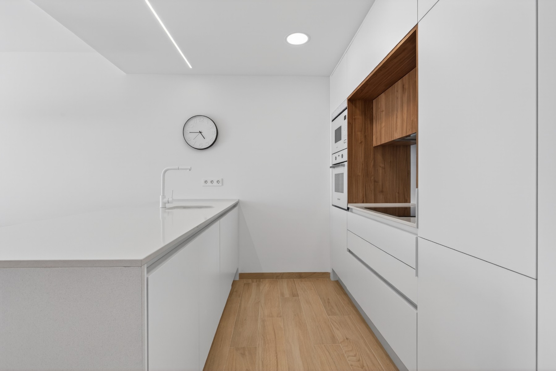 Apartment for Sale in Guardamar del Segura, Alicante