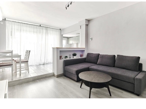 Apartment for Sale in Torrevieja, Alicante