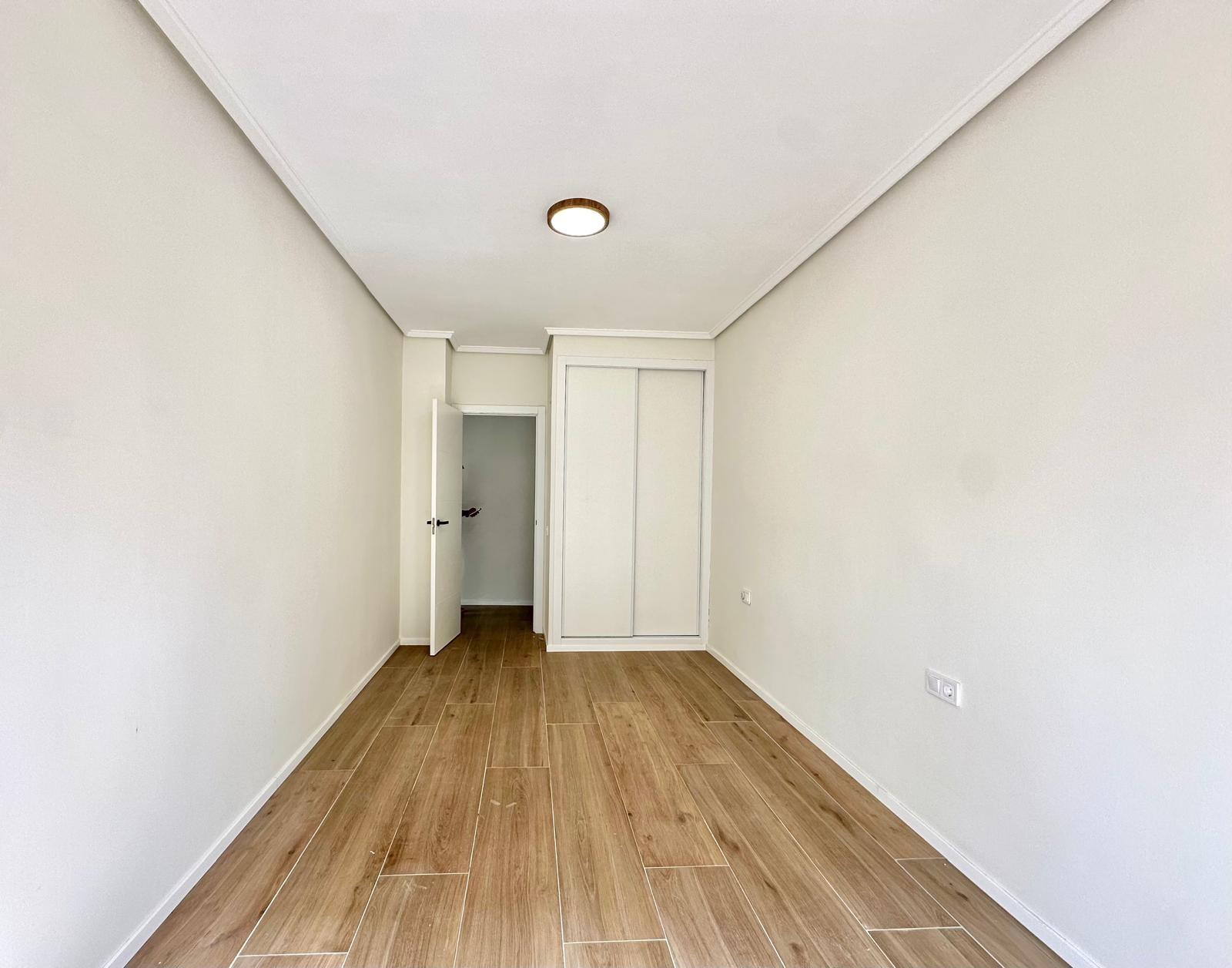 Apartment for Sale in Torrevieja, Alicante