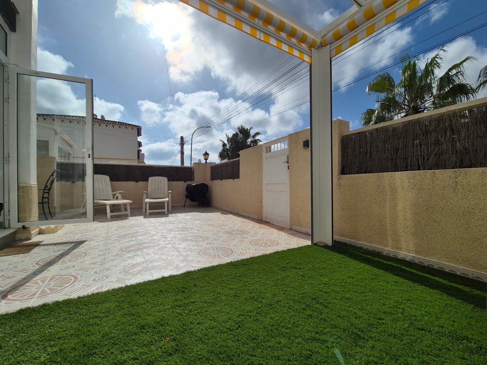 Apartment for Sale in San Miguel de Salinas, Alicante