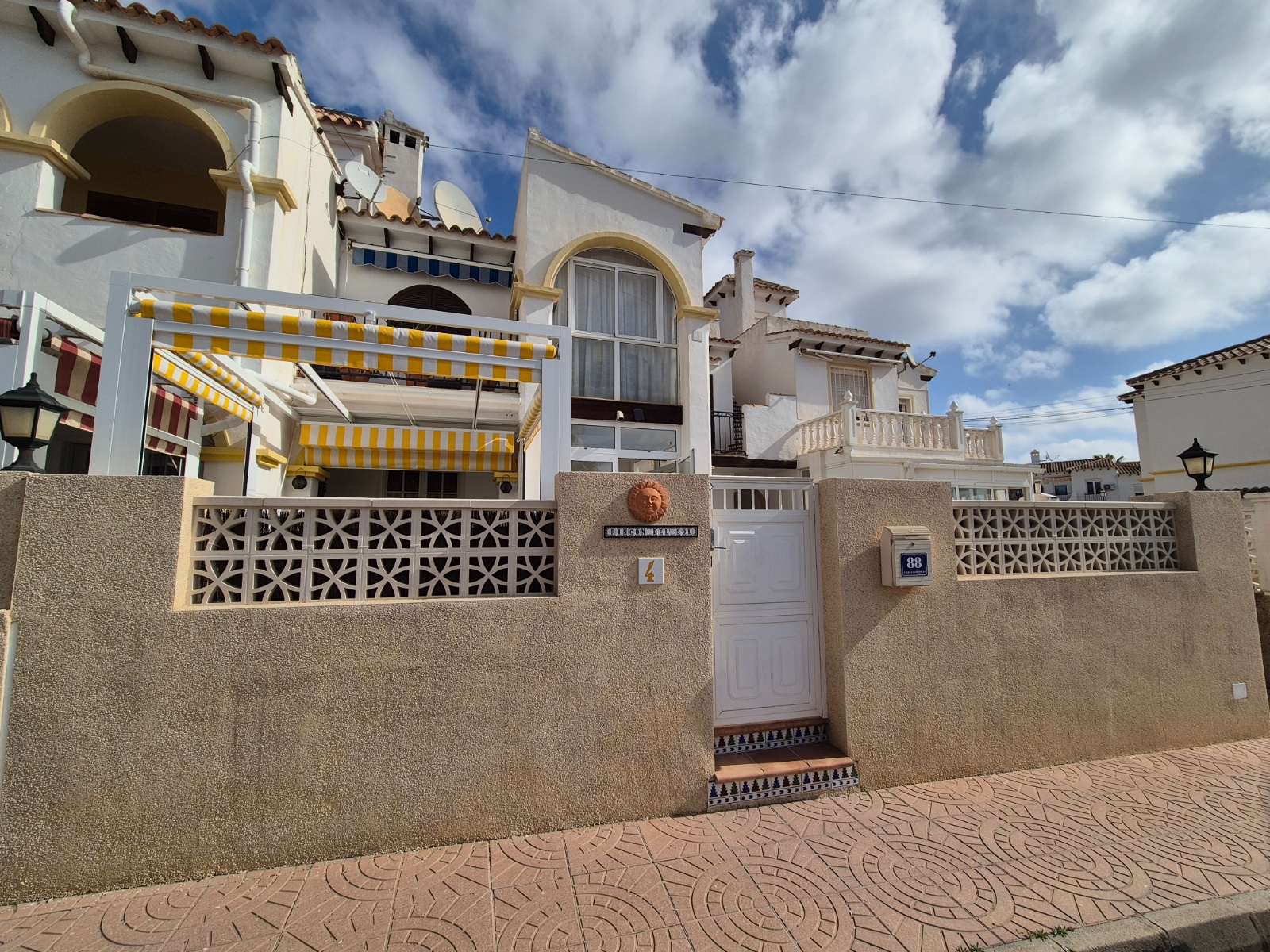 Apartment for Sale in San Miguel de Salinas, Alicante