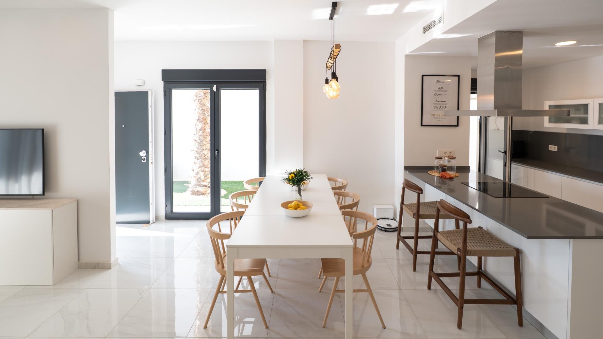 Villa for Sale in Bigastro, Alicante