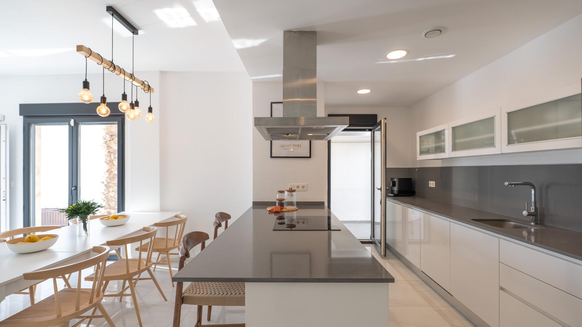 Villa for Sale in Bigastro, Alicante