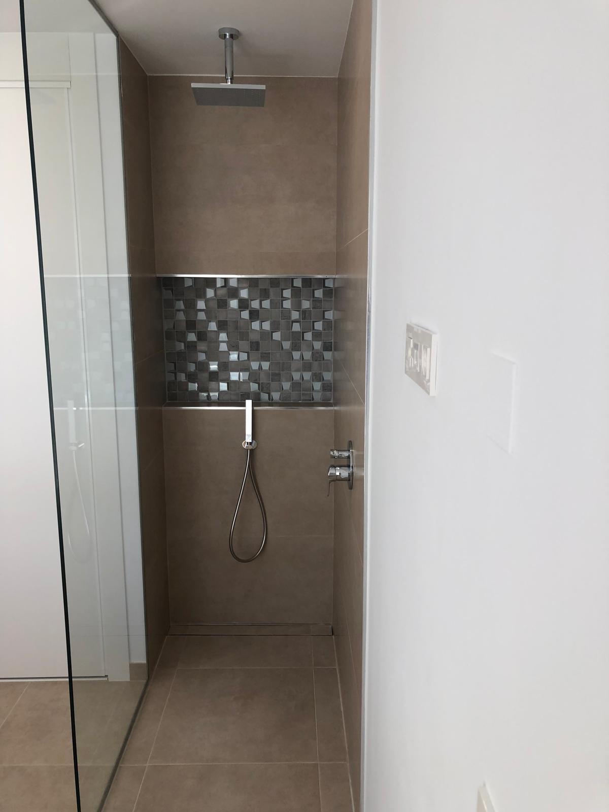 Villa for Sale in Benijofar, Alicante