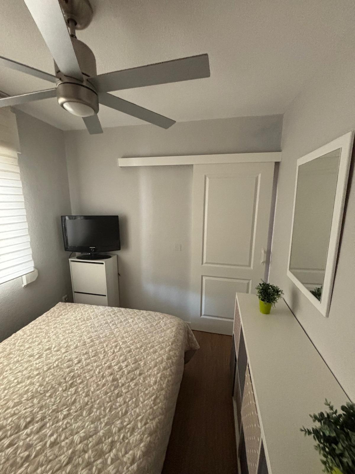Bungalow for Sale in Torrevieja, Alicante