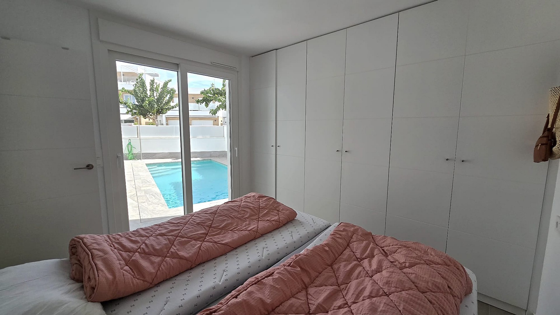 Villa for Sale in San Pedro del Pinatar, Murcia