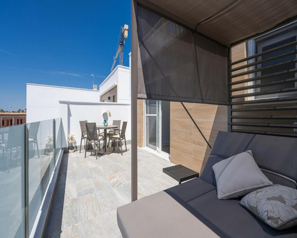Villa for Sale in San Pedro del Pinatar, Murcia