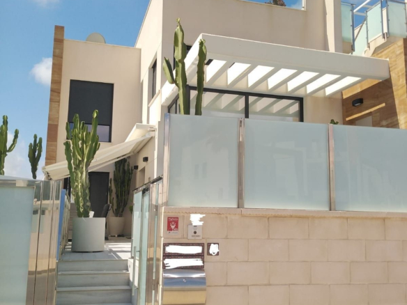 Villa for Sale in Orihuela Costa, Alicante
