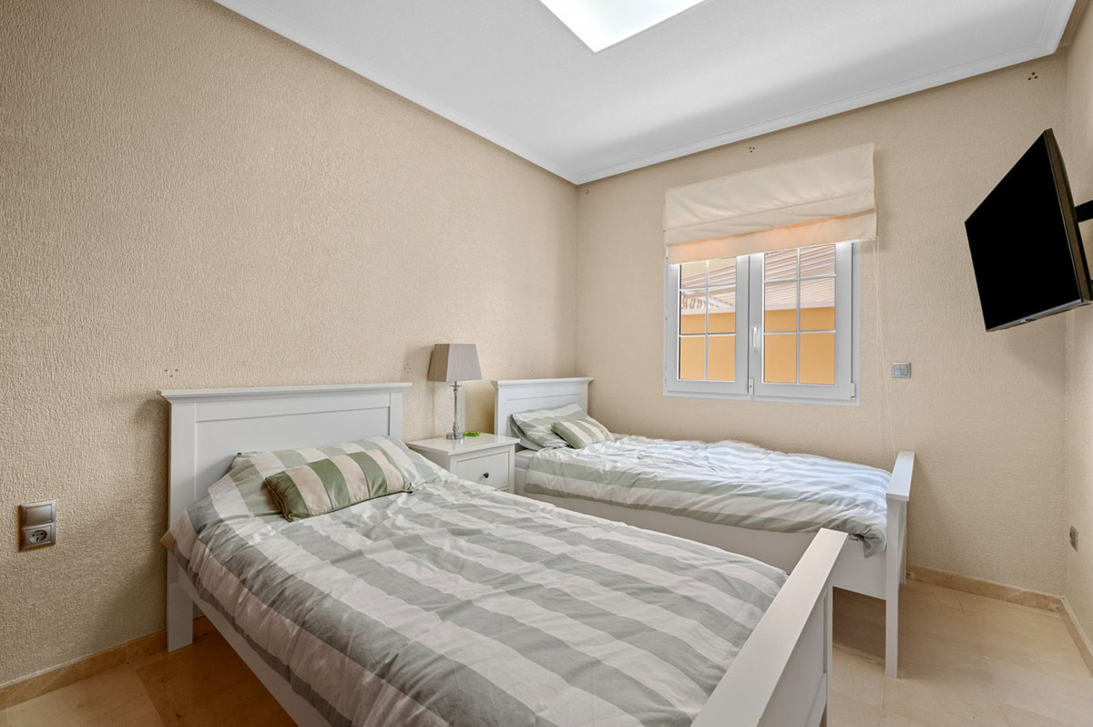 Apartment for Sale in Cabo Roig, Alicante