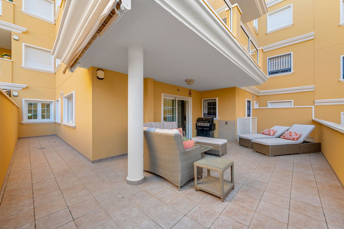 Apartment for Sale in Cabo Roig, Alicante