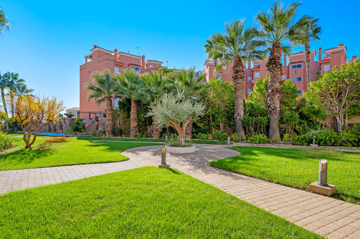 Apartment for Sale in Cabo Roig, Alicante