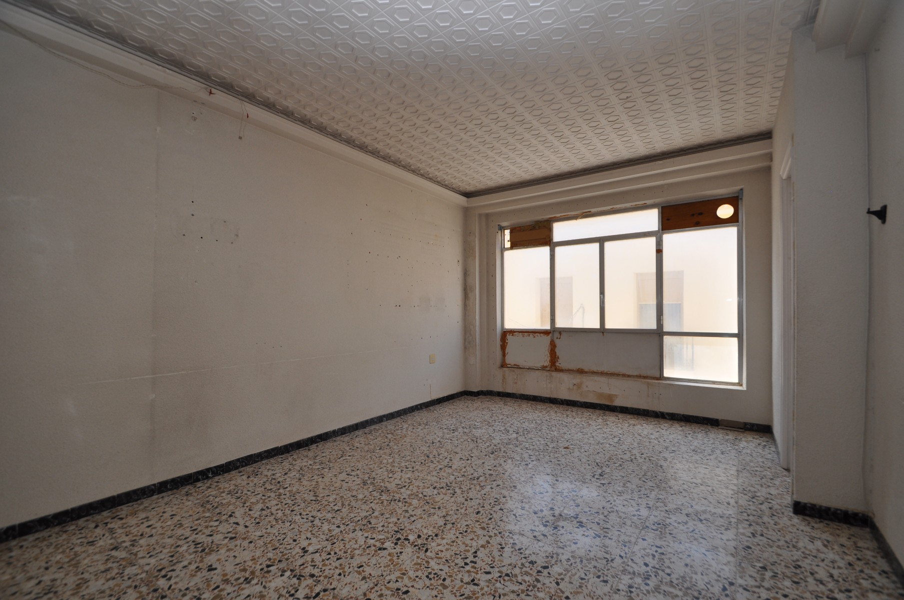 Apartment for Sale in Pinoso, Alicante