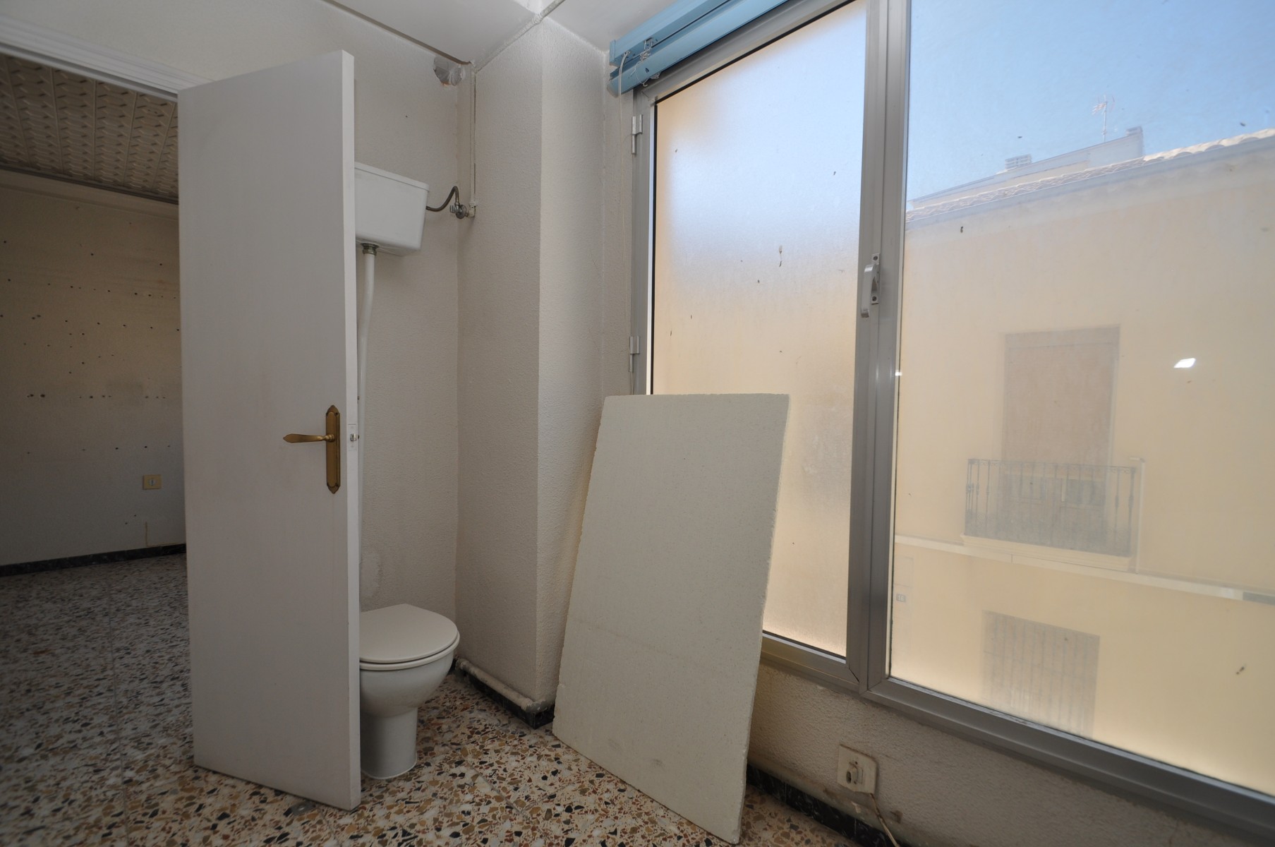 Apartment for Sale in Pinoso, Alicante