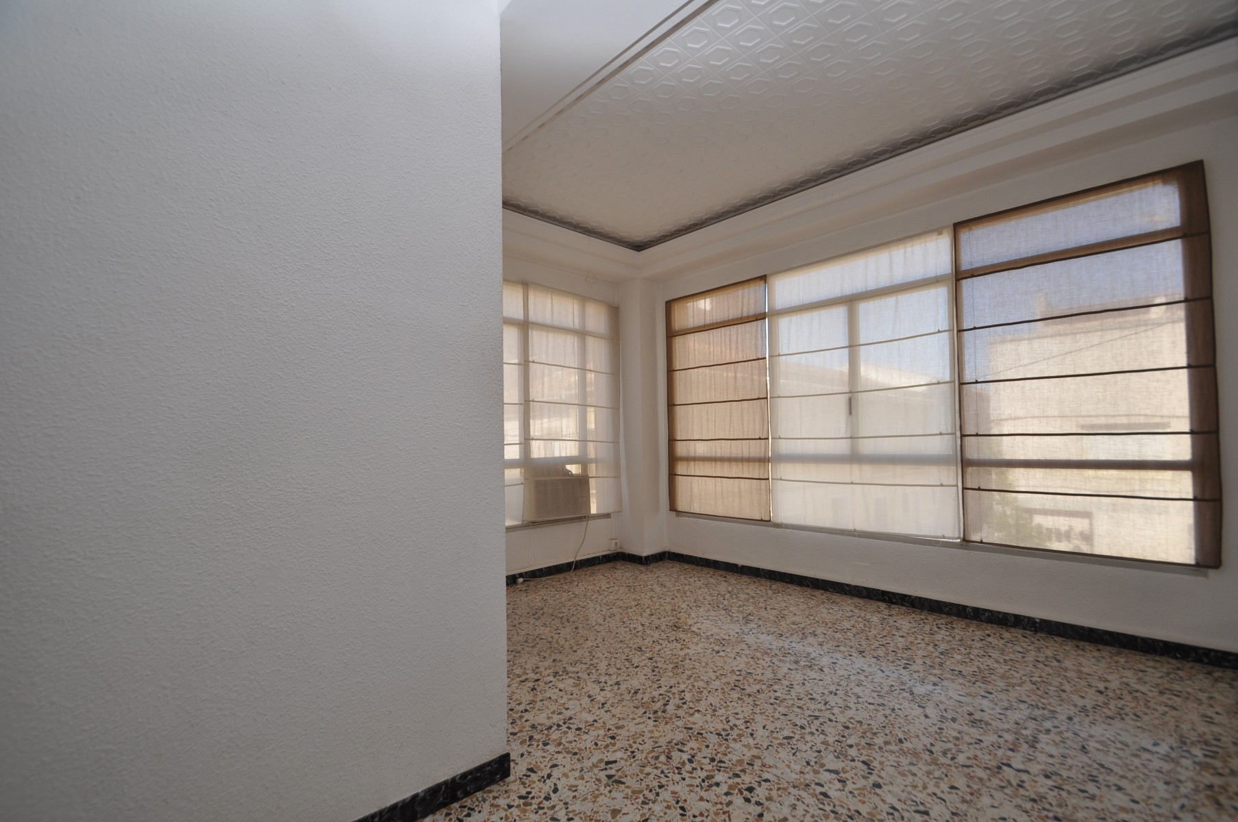 Apartment for Sale in Pinoso, Alicante