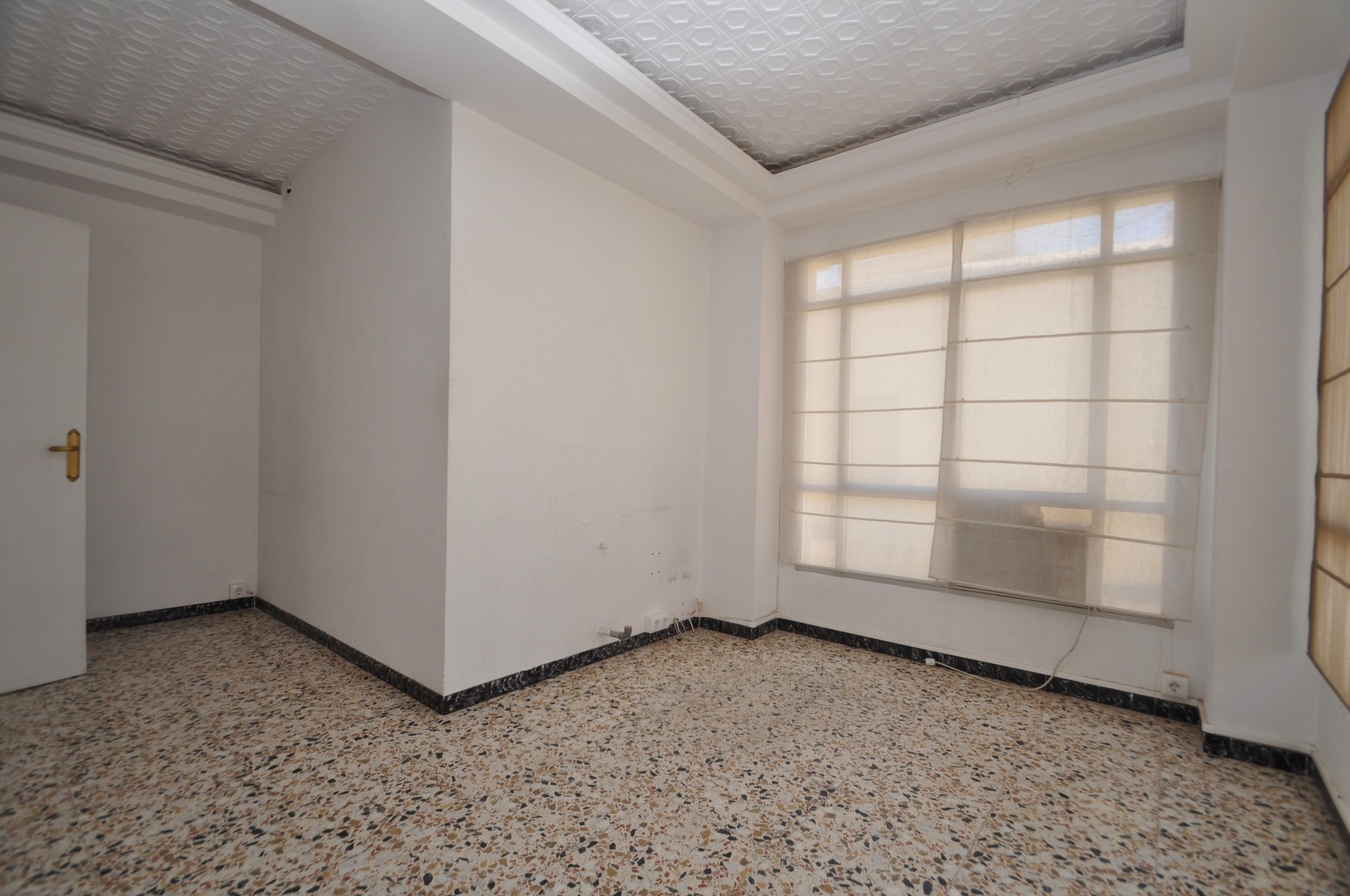 Apartment for Sale in Pinoso, Alicante