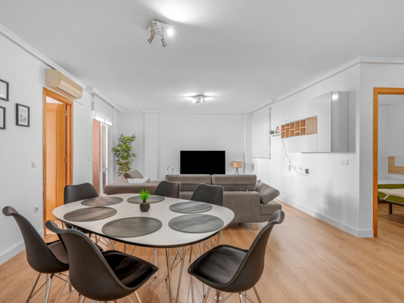 Apartment for Sale in Torrevieja, Alicante